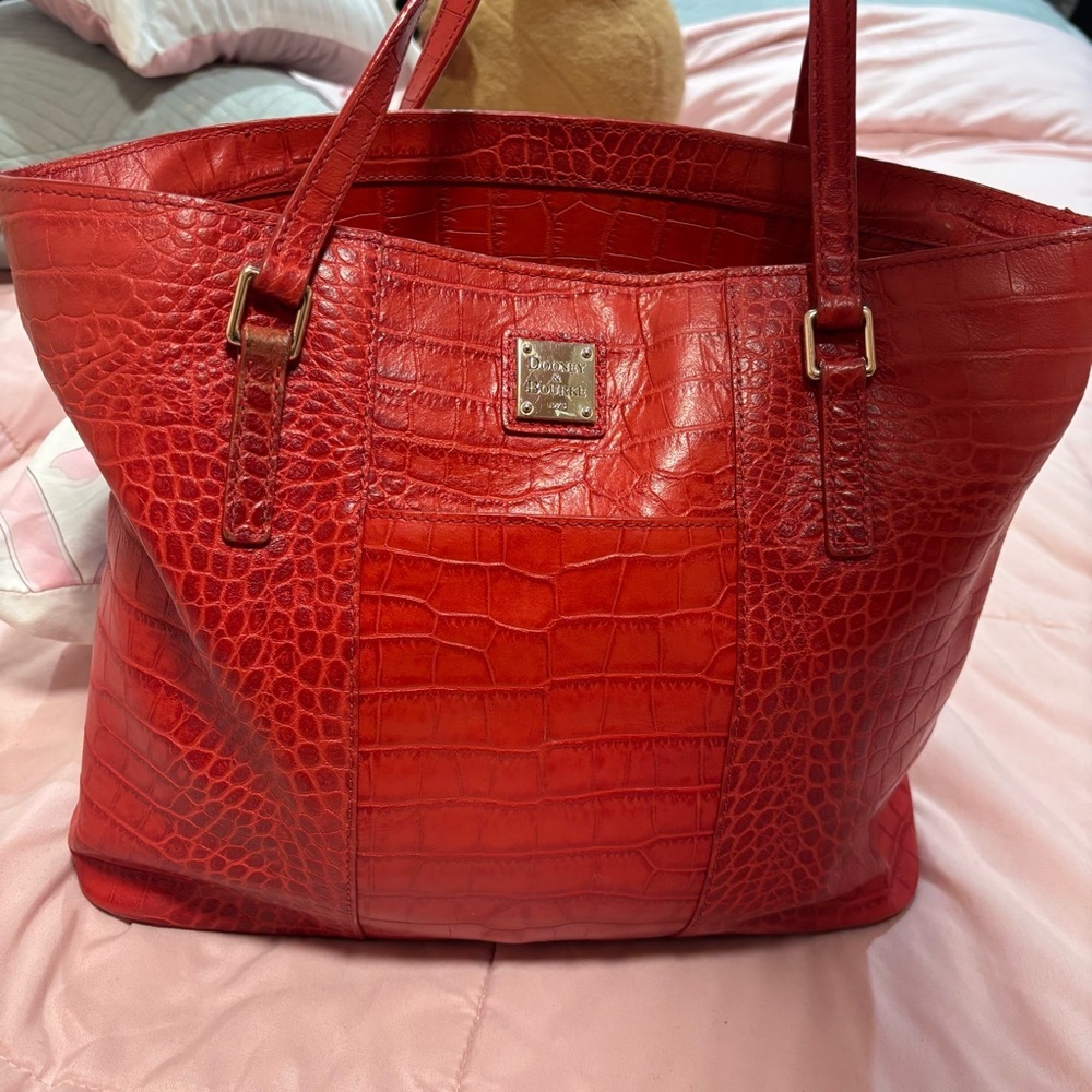 Dooney & Bourke Red Shoulder Bag Shoulder Bag